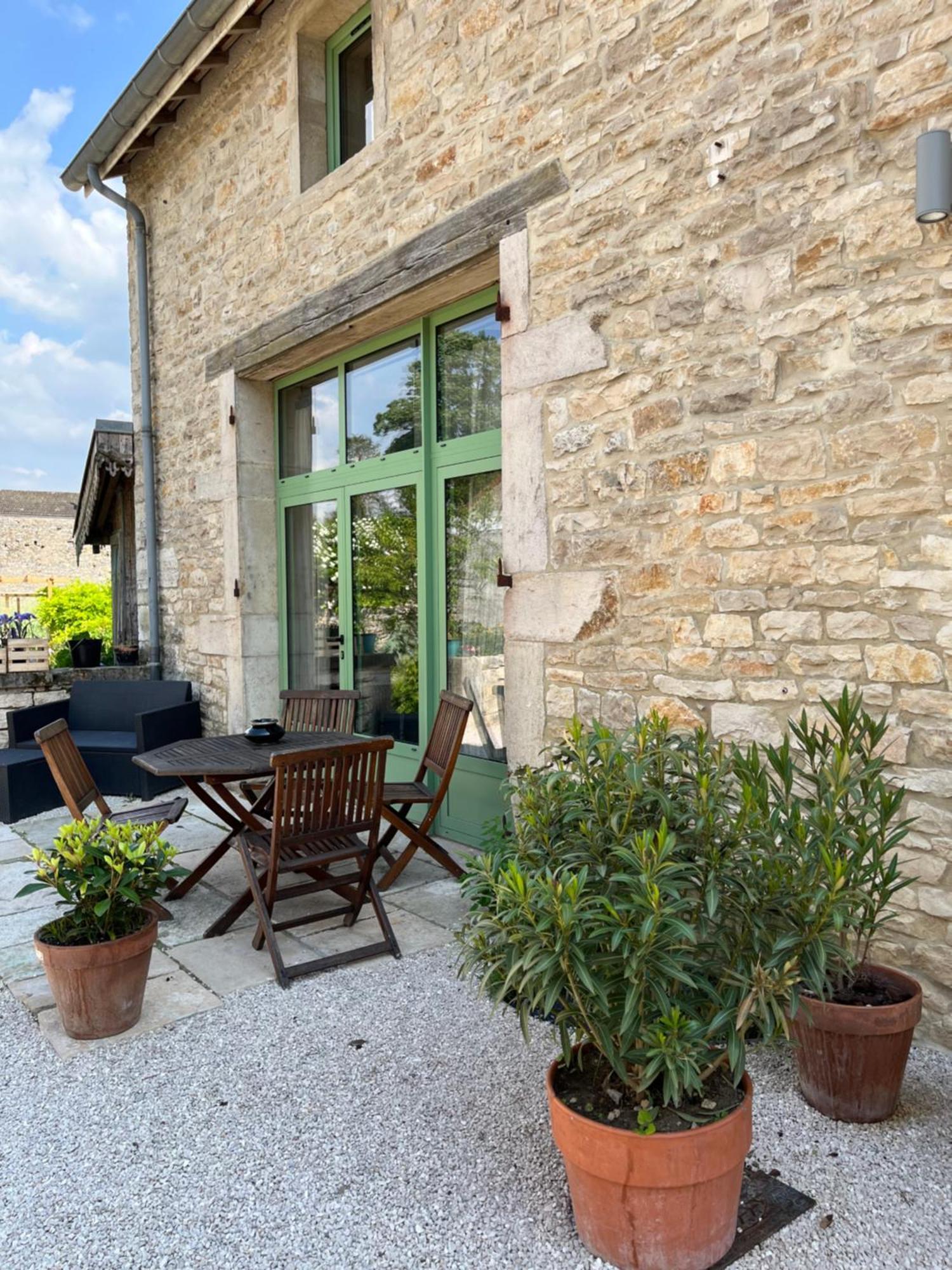 Le Gite De Tassigny Meursault Exterior photo